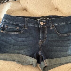 Express Indigo Rolled Cuff Denim Shorts